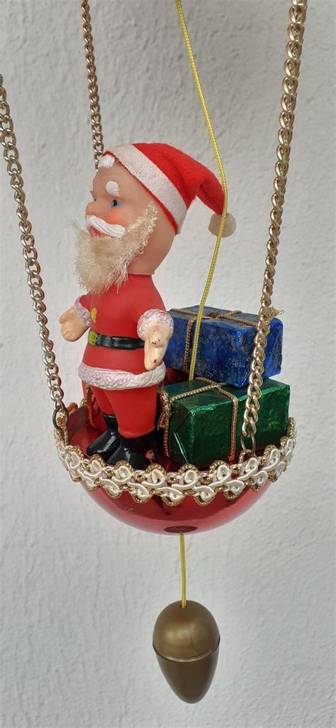 Metal Resin Santa in Hot Air Balloon Musin Box Christmas  